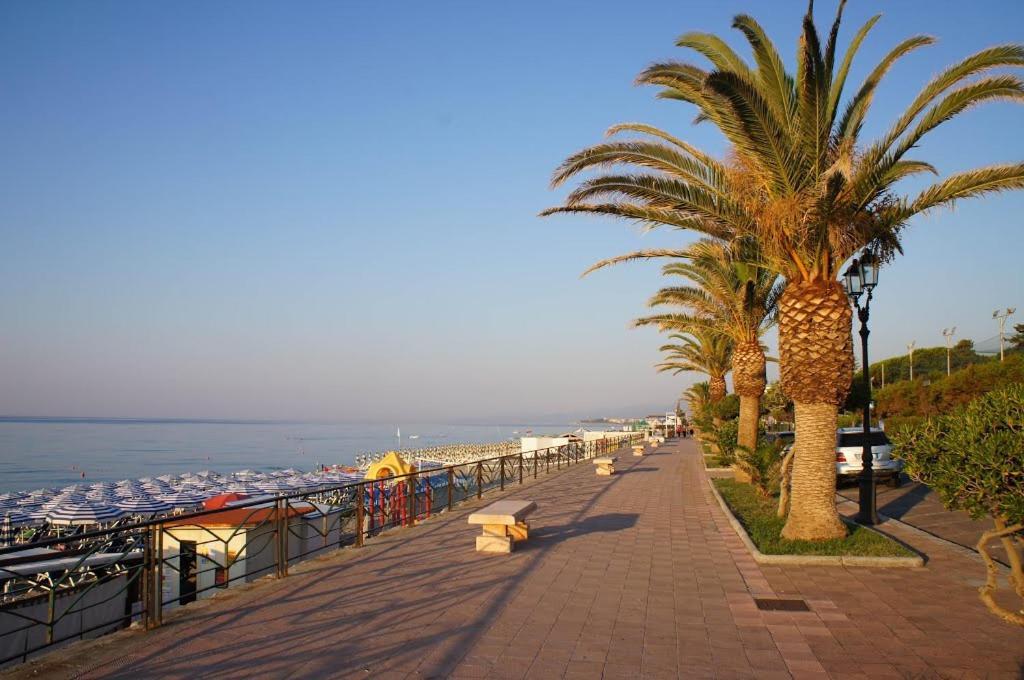 Apartament Monolocale Deluxe A 2,7 Km Dal Mare Per 2 Persone Siderno Zewnętrze zdjęcie